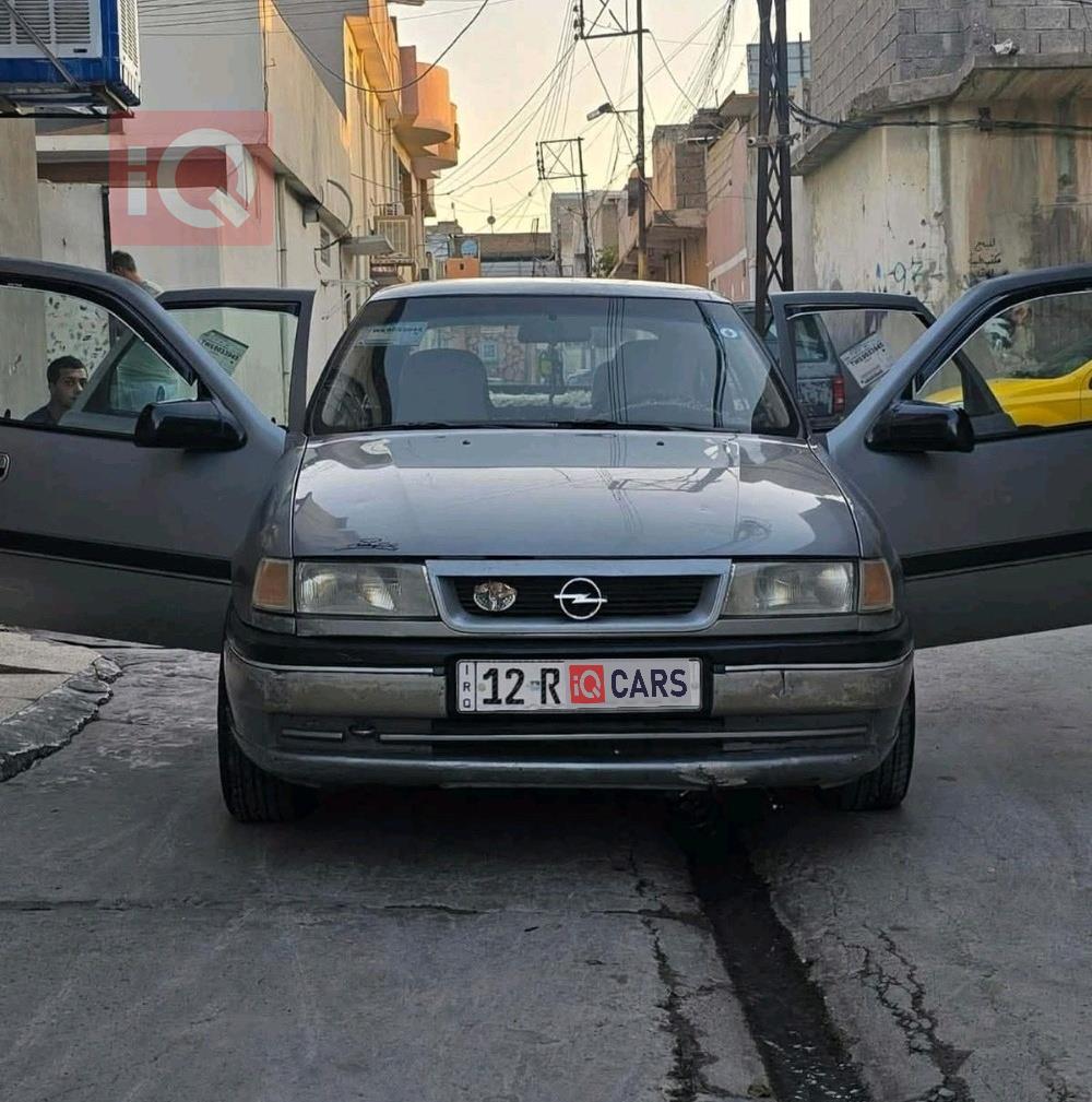 اوبل فيكترا